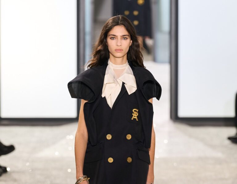 Sacai’s Spring/Summer 2025: A Global Evolution with Parisian Elegance