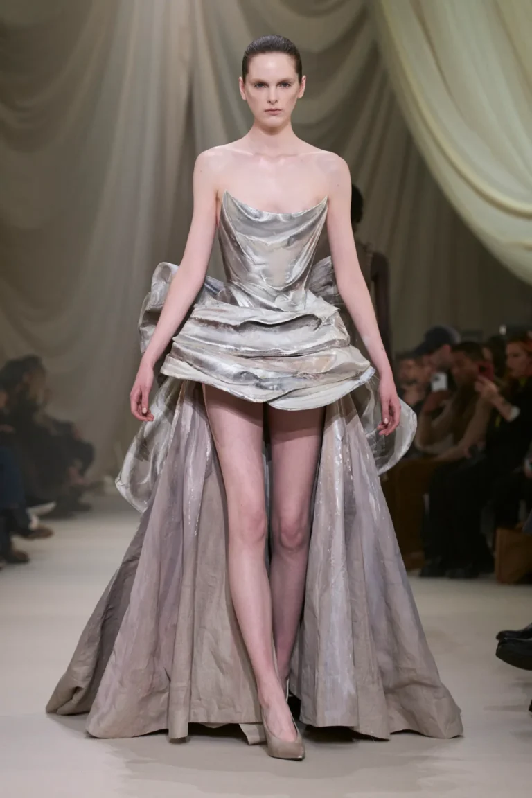 Ashi Studio Spring 2026 Couture Collection