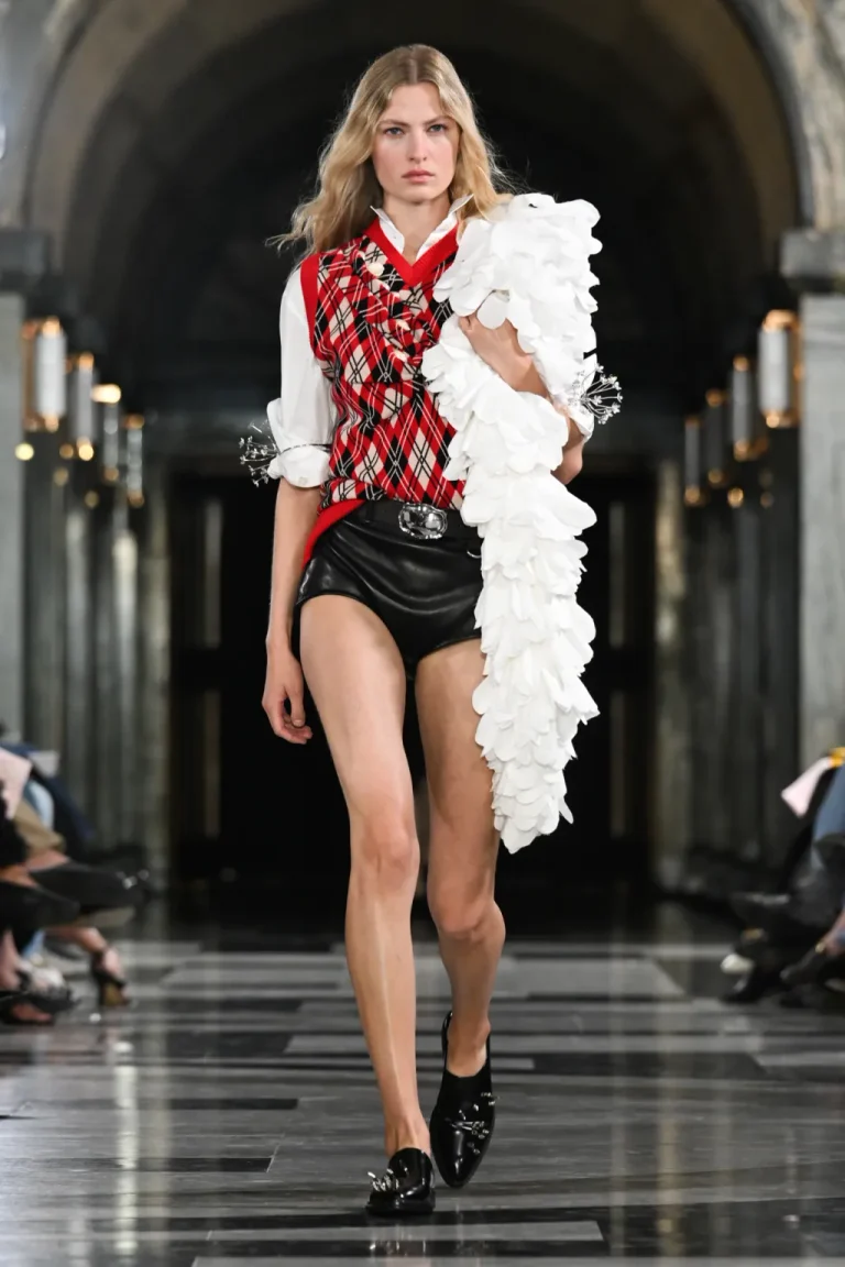 Simone Rocha Spring 2027 Ready-to-Wear Collection